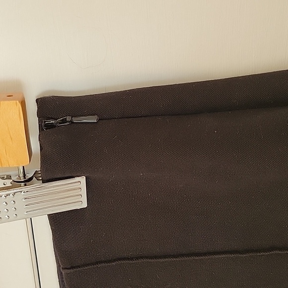 Banana Republic size 4 black stretch crop trousers - Picture 4 of 7